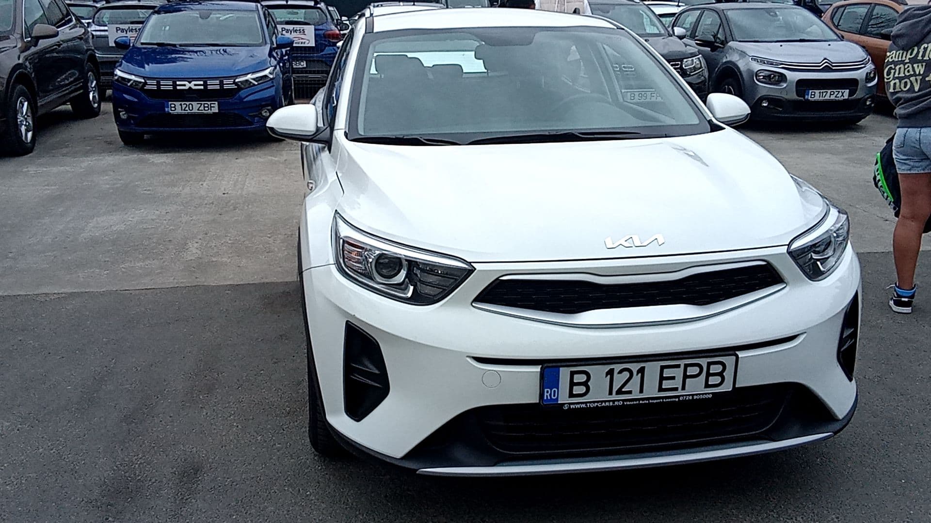 Kia STONIC photo 1