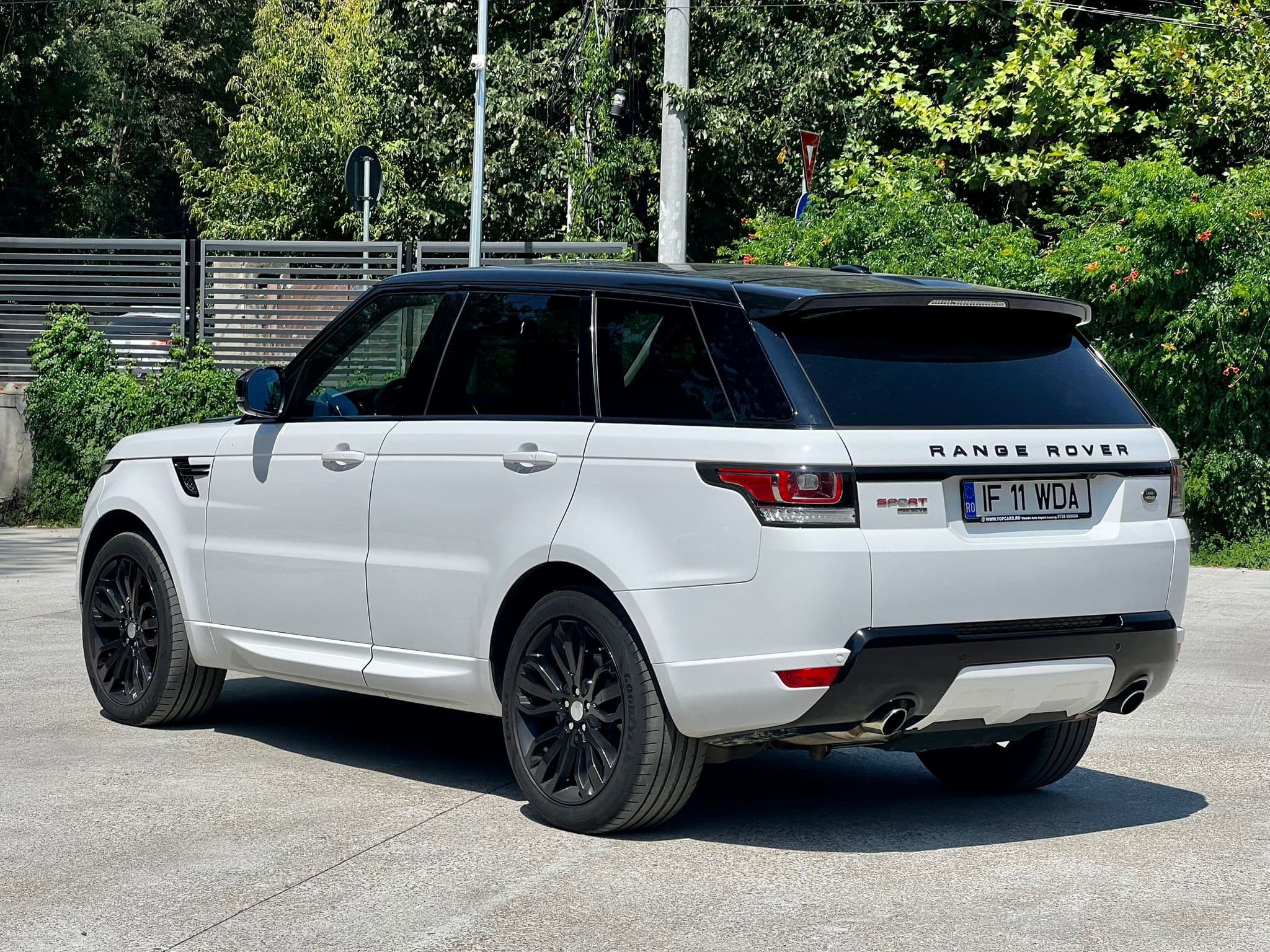 Range Rover SPORT photo 1
