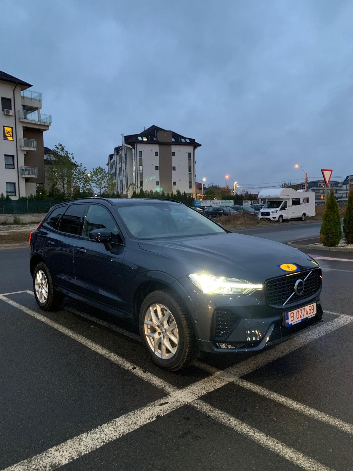 VOLVO XC 60 photo 1